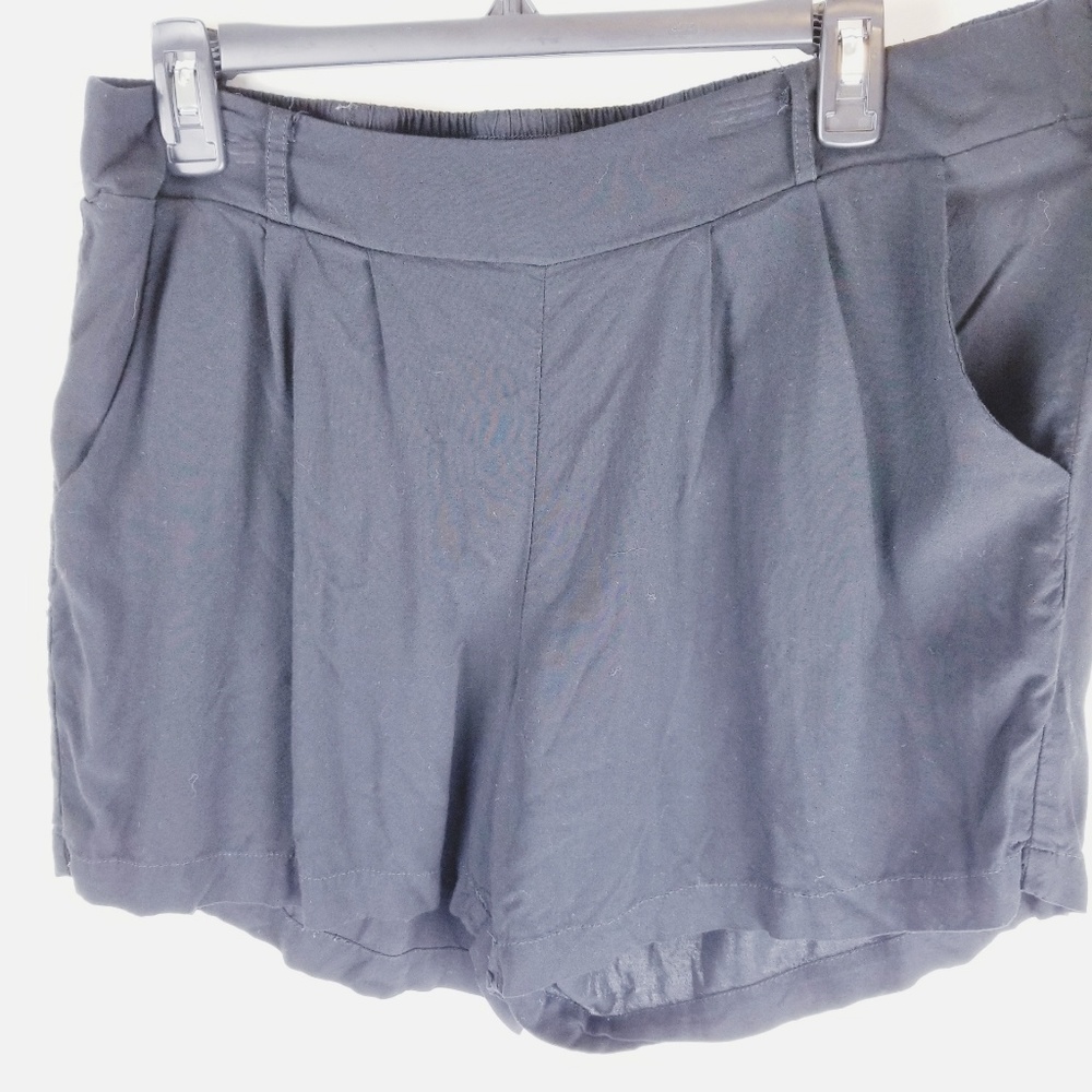 Torrid size 0 black career dress high rise shorts